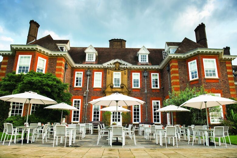 Barnett Hill - Luxury Hotel