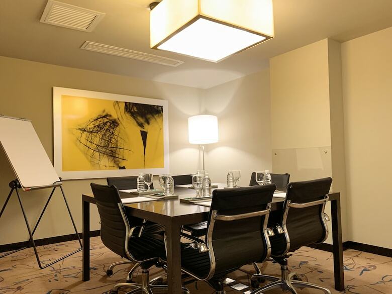 Grand Mercure Shanghai Century Park Hotel