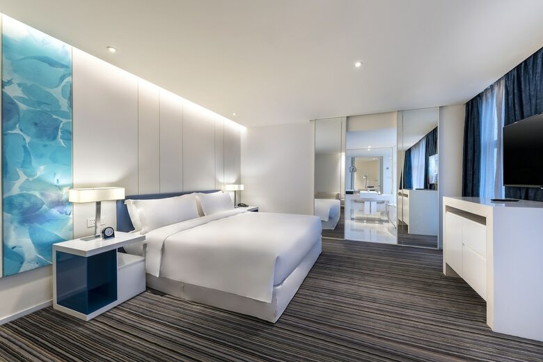 Grand Mercure Shanghai Century Park Hotel