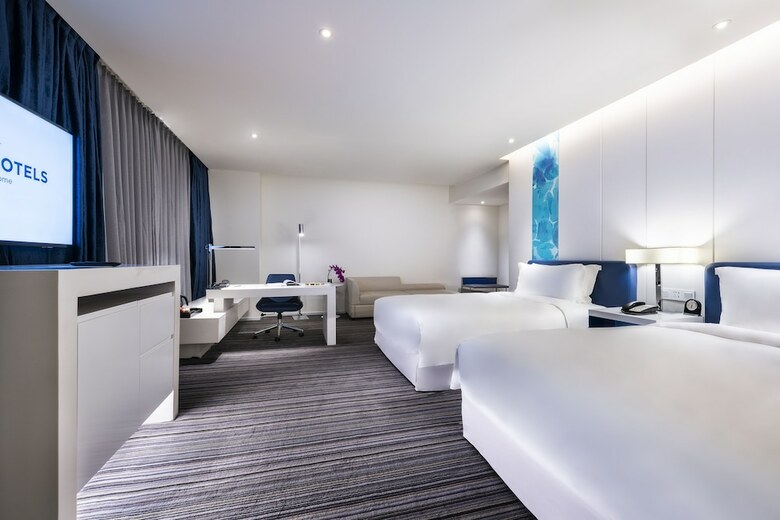 Grand Mercure Shanghai Century Park Hotel