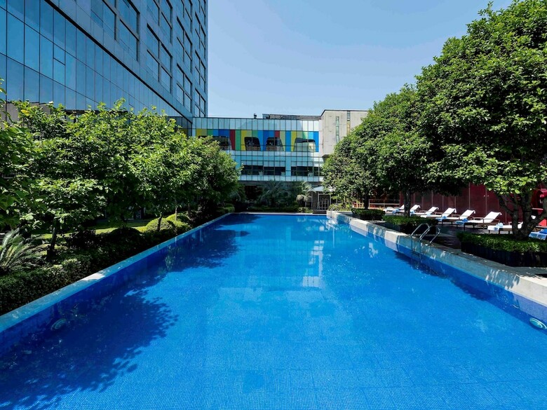Grand Mercure Shanghai Century Park Hotel
