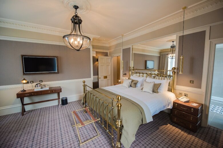Cornhill Castle Hotel