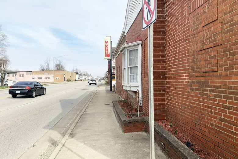 Motel Four Keys Inn