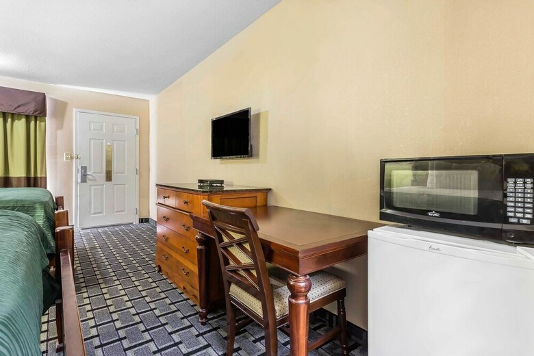 Hotel Rodeway Inn