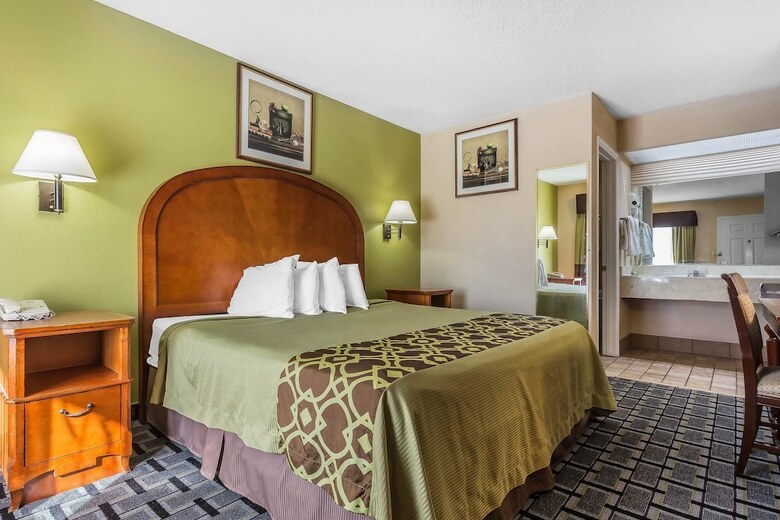 Hotel Rodeway Inn
