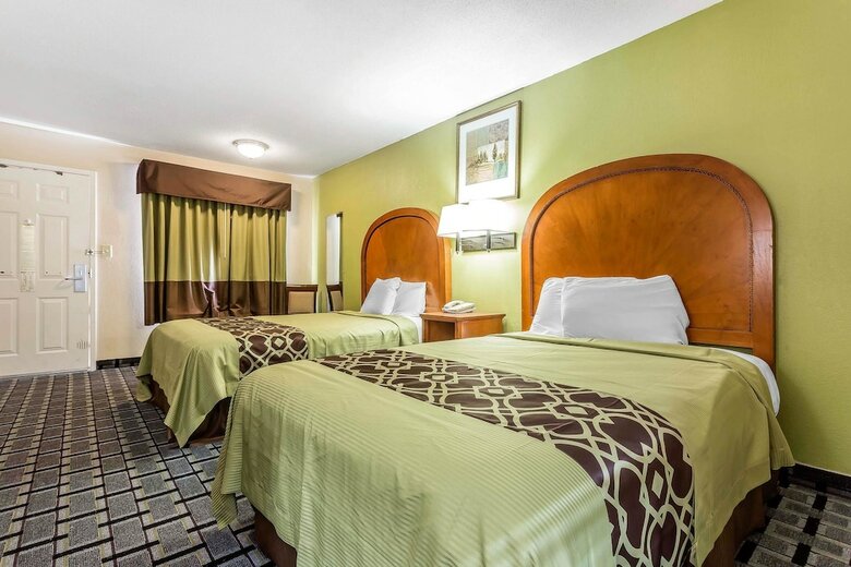 Hotel Rodeway Inn