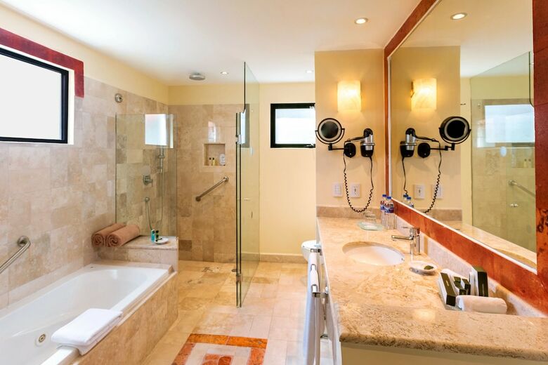 Hotel Royal Level At Occidental Cozumel - All Inclusive