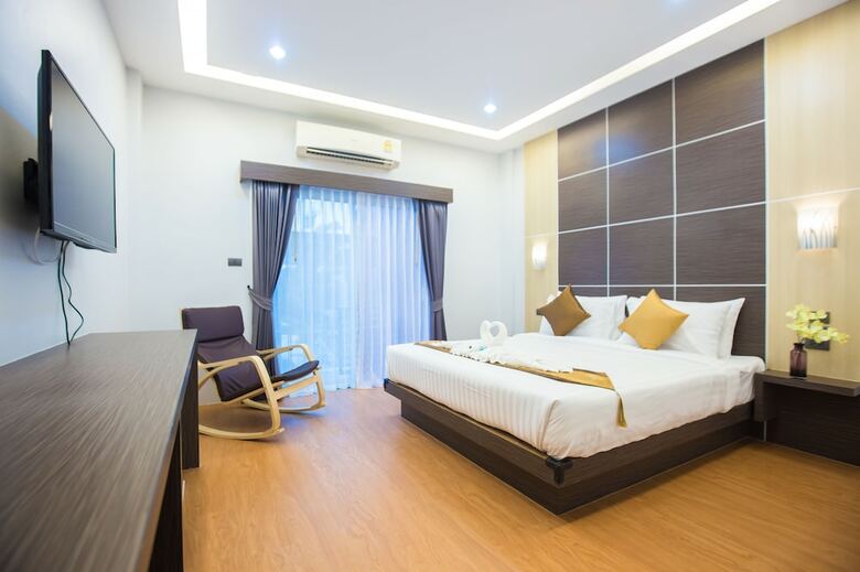 The S.g Hotel