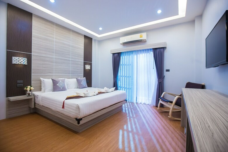 The S.g Hotel