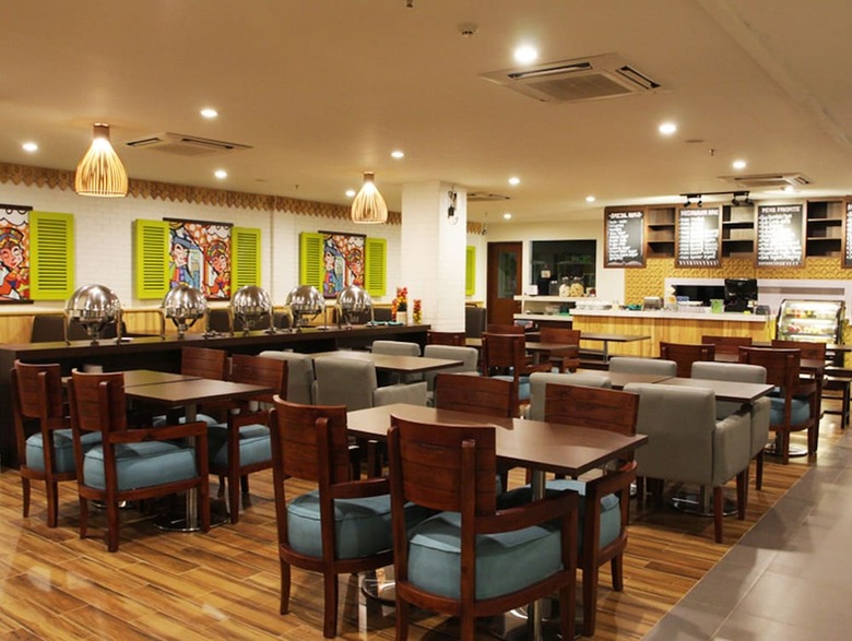 Hotel Maxonehotels.com At Kramat
