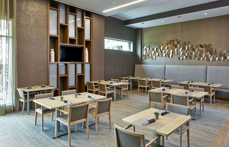 AC Hotel Atlanta Buckhead At Phipps Plaza