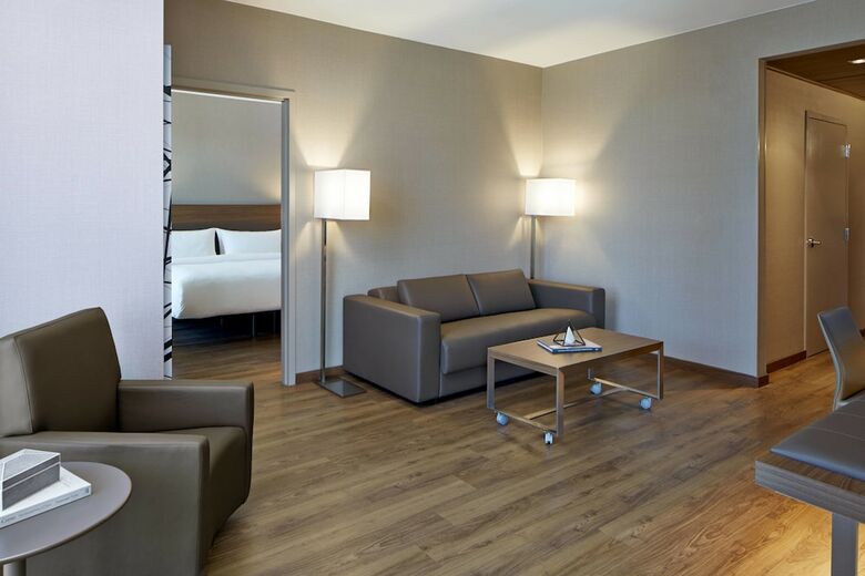 AC Hotel Atlanta Buckhead At Phipps Plaza
