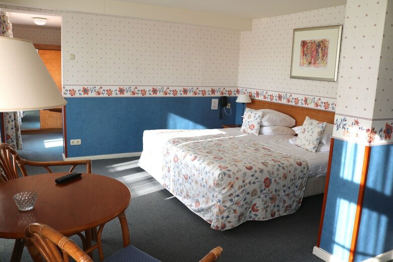 Saillant Hotel Brull