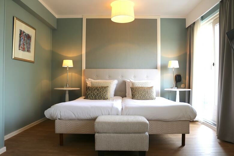 Saillant Hotel Brull