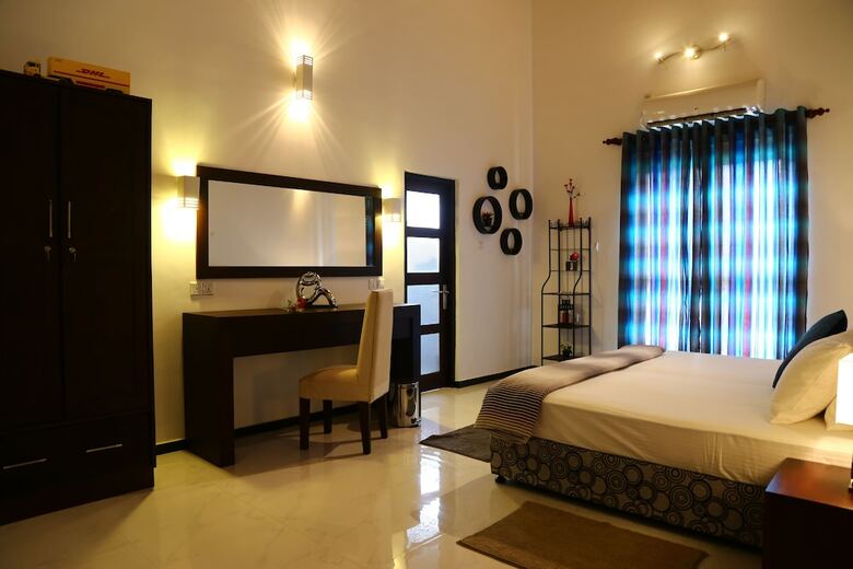 Villa Hikka Resort
