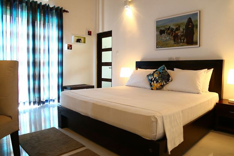 Villa Hikka Resort