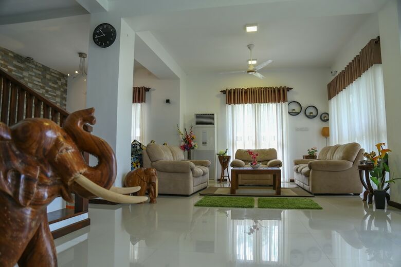 Villa Hikka Resort