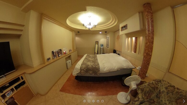 Hotel Cache - Adults Only