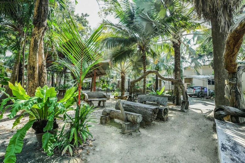 Hotel Oyo 442 Suan Palm Garden View