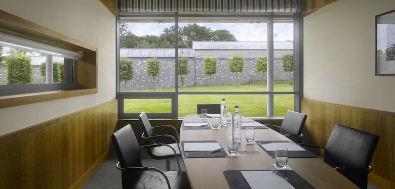 Hotel Farnham Estate Spa & Golf Resort