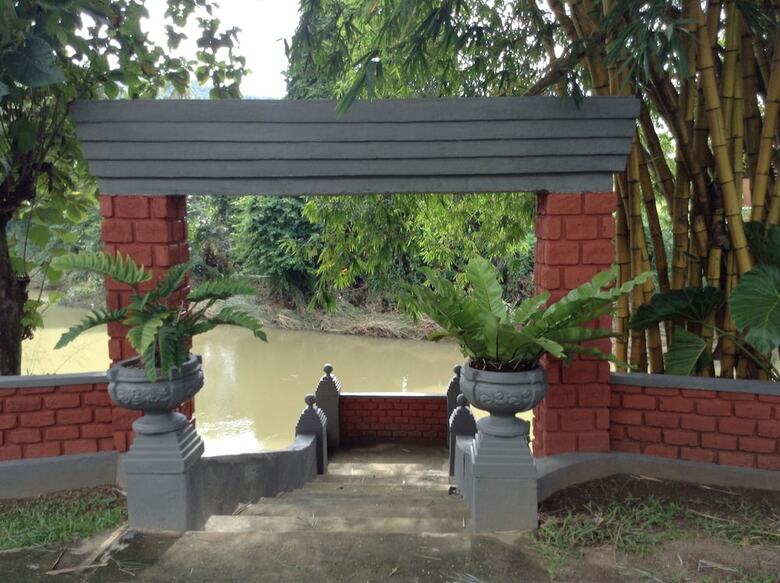 Grindlays Regency Hotel