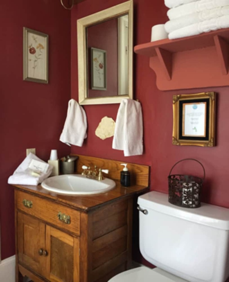 Inn At The Canal Bed & Breakfast