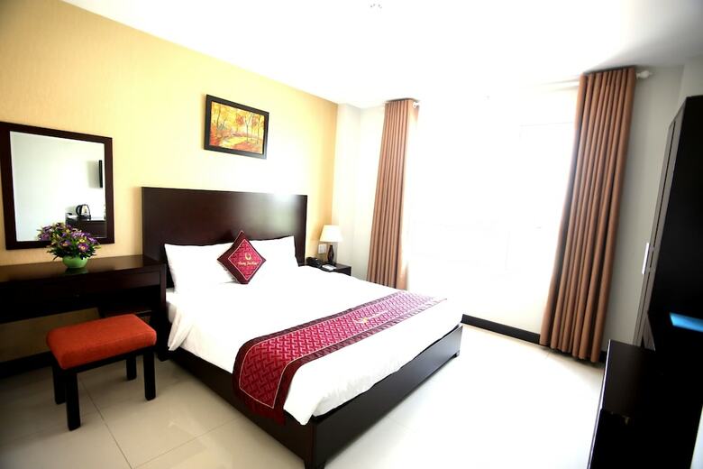 Huong Son Hotel