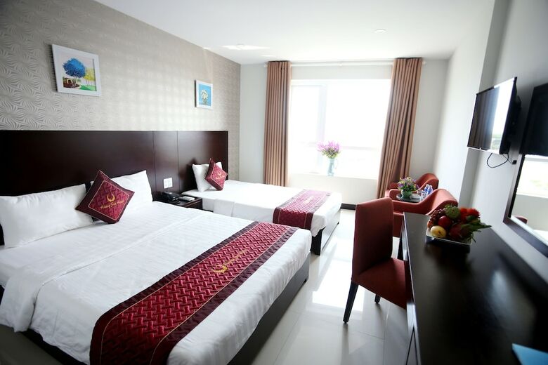 Huong Son Hotel
