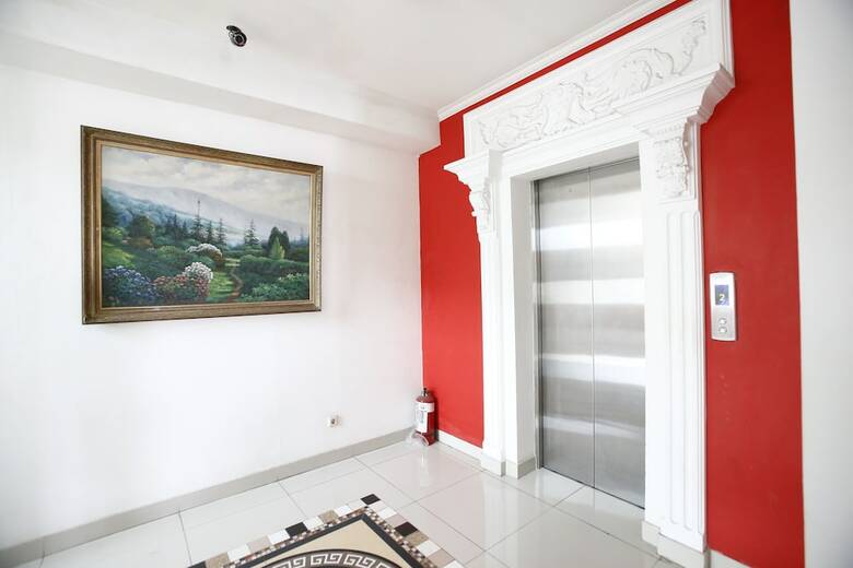 Hotel Reddoorz Plus @ Guntur Raya Setiabudi