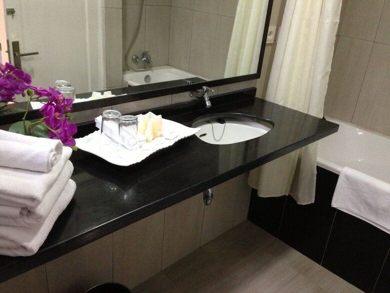 Hotel Safa Homestay