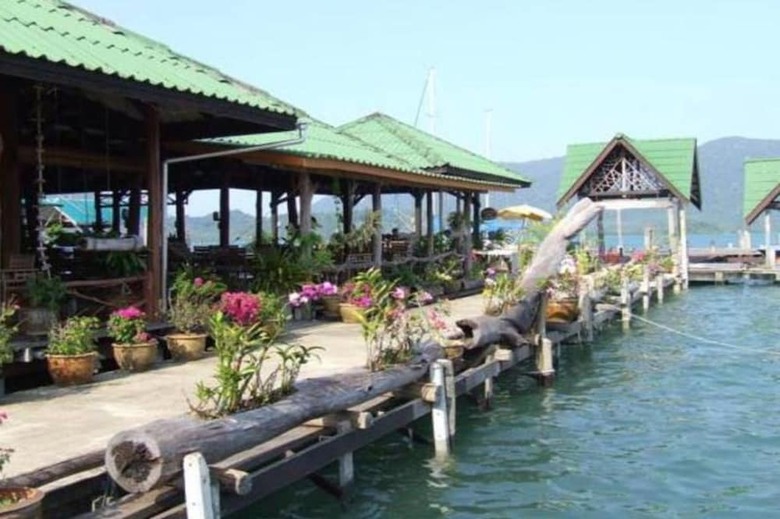 Hotel Salakphet Resort