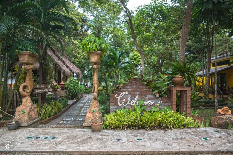 Hotel Garden Of Joy Resort