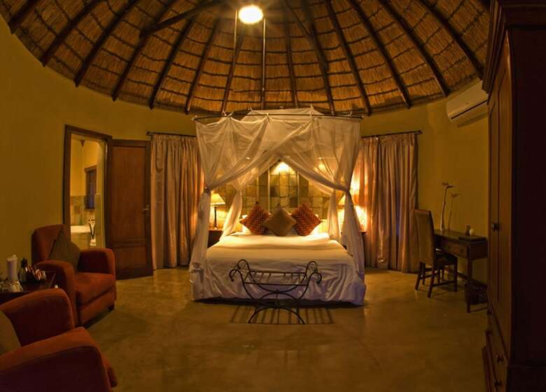 Posada Elephant Plains Game Lodge