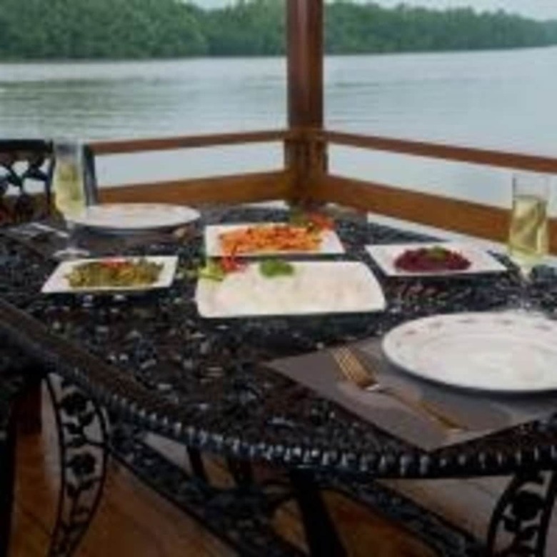 Hotel Okvin River Villa