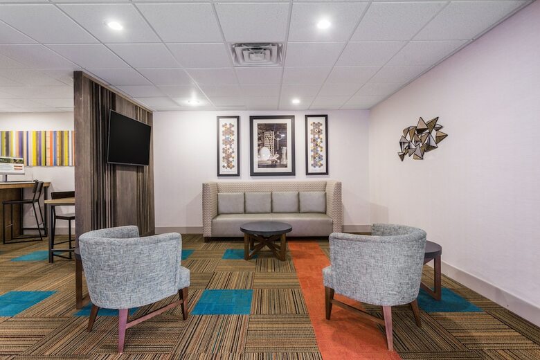 Hotel Holiday Inn Express Petersburg