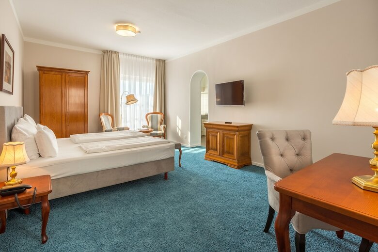 Halbersbacher. Hotel Annaberg