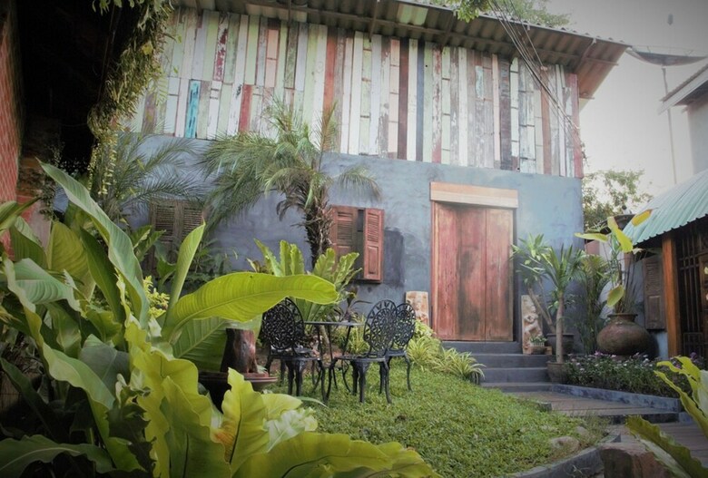 Hotel Baanplaidoi Resort