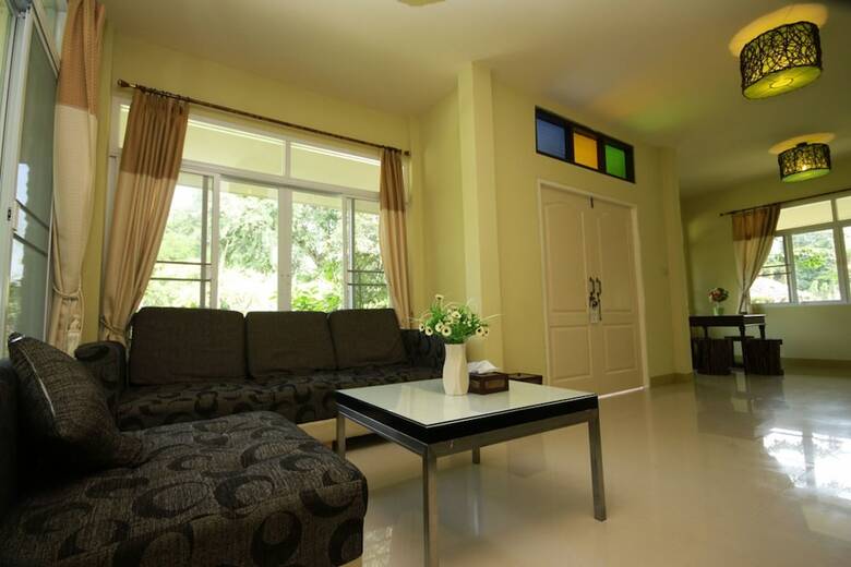 Hotel Baanplaidoi Resort