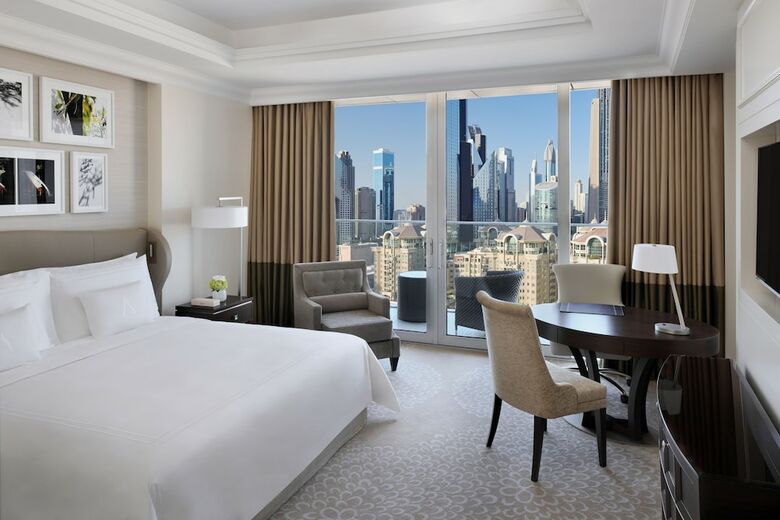 Hotel Address Boulevard