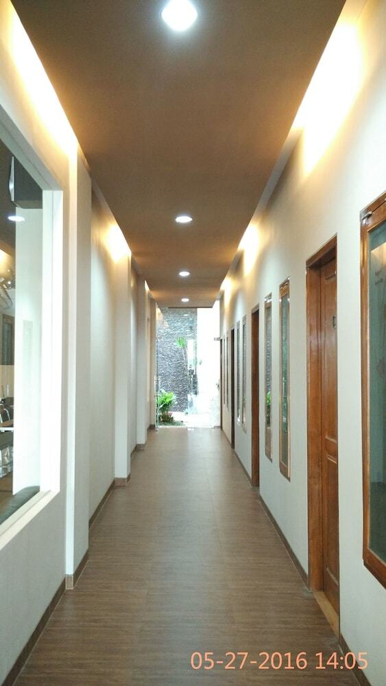 Hotel Malang City Boulevard Homestay