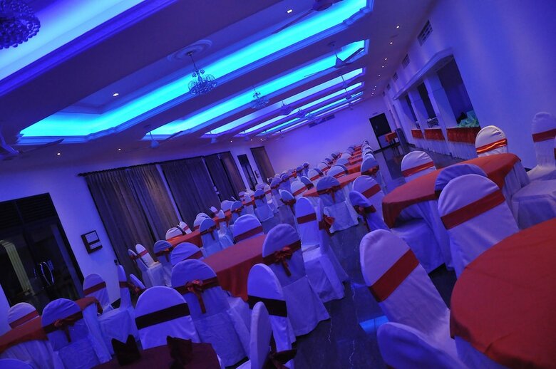 Hotel Sarathchandra Tourist Guest House