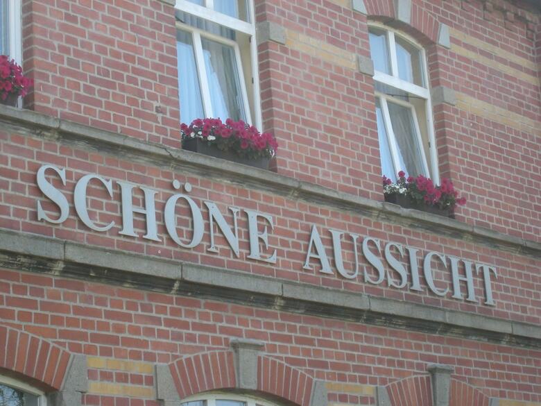 Hotel Sch�ne Aussicht