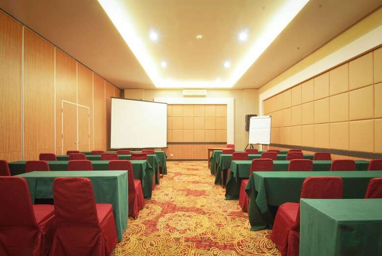 Hotel Airy Pesisir Setiabudi 107 Pekanbaru