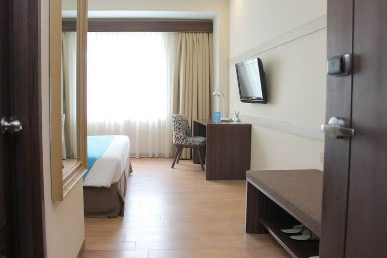 Hotel Airy Pesisir Setiabudi 107 Pekanbaru