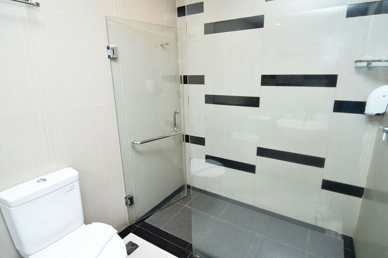 Hotel Airy Pesisir Setiabudi 107 Pekanbaru