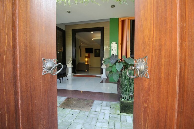 Hotel Airy Gianyar Hasanuddin Gang Dugul Sari Bali