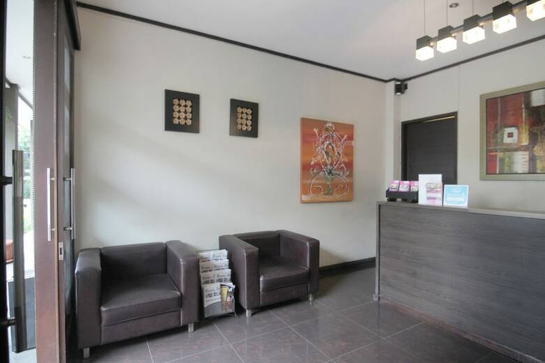 Hotel Airy Sukasari Setrasari Raya 10 Bandung