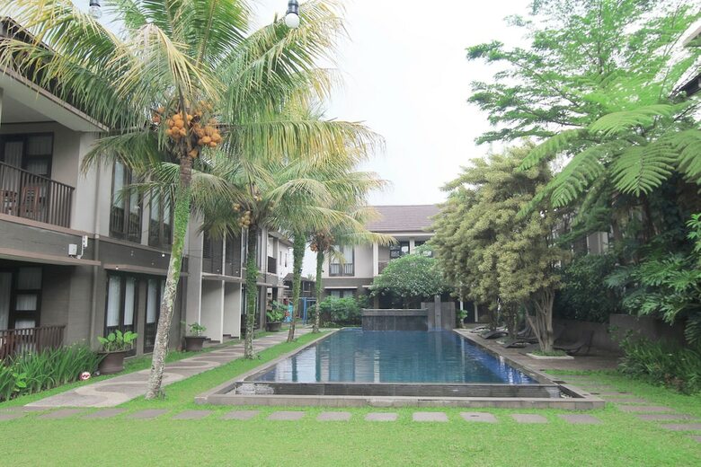 Hotel Airy Sukasari Setrasari Raya 10 Bandung