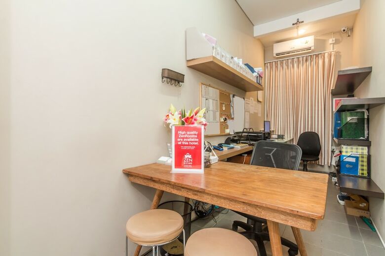 Hotel Zen Rooms Denpasar Imam Bonjol 2