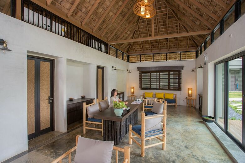 Hotel Mai Holiday By Mai Khao Lak